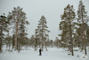 Finland Wedding Igloo Hotel by Your Adventure Wedding-14